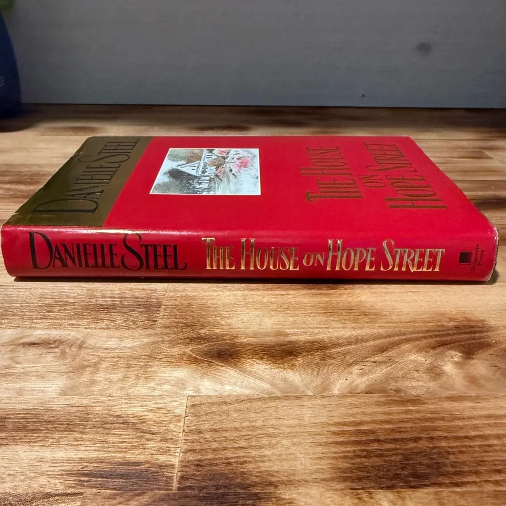 Danielle Steel~The House on Hope Street Hardcover